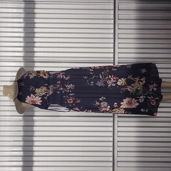 ANTONIO MELANI Dresses & Skirts - Antonio Melani dress